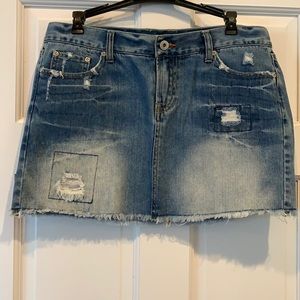 Taunt jean mini skirt. Size 9. Like new!!